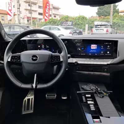 Sell Opel Astra 2022 - 28350 EUR, 6500 km - AUTO.MOTO.pt