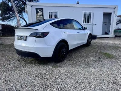 Vendo Tesla Model Y 2022 - 39990 EUR, 59000 km - AUTO.MOTO.pt