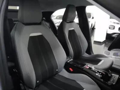 Vendo Opel Mokka-e 2023 - 20900 EUR, 11000 km - AUTO.MOTO.pt