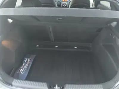 Vendo Hyundai i30 2016 - 11490 EUR, 122000 km - AUTO.MOTO.pt