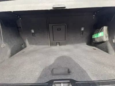 Sell Volvo XC 40 2023 - 28500 EUR, 96000 km - AUTO.MOTO.pt