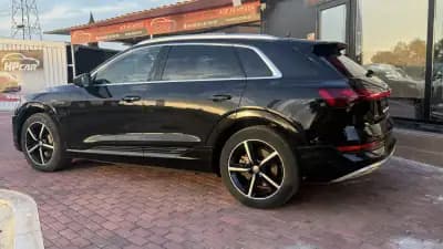 Vendo Audi e-tron 2019 - 27990 EUR, 99000 km - AUTO.MOTO.pt