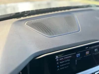 Vendo BMW 330 2019 - 30000 EUR, 210000 km - AUTO.MOTO.pt