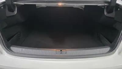 Vendo Renault Talisman 2016 - 14990 EUR, 107000 km - AUTO.MOTO.pt