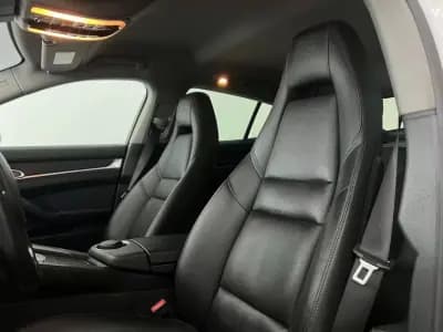 Sell Porsche Panamera 2015 - 43490 EUR, 112611 km - AUTO.MOTO.pt