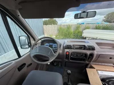 Vendo Renault Master 2001 - 4990 EUR, 399900 km - AUTO.MOTO.pt