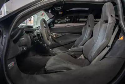 Vendo McLaren 720 2019 - 275000 EUR, 17500 km - AUTO.MOTO.pt
