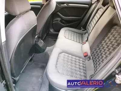 Sell Audi A3 Limousine 2014 - 12950 EUR, 164667 km - AUTO.MOTO.pt