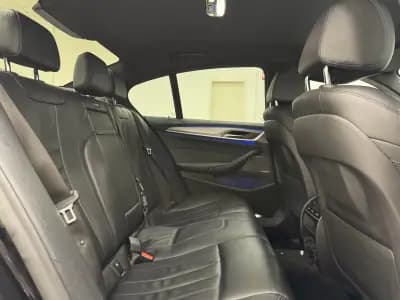 Vendo BMW 530 2020 - 31990 EUR, 120000 km - AUTO.MOTO.pt