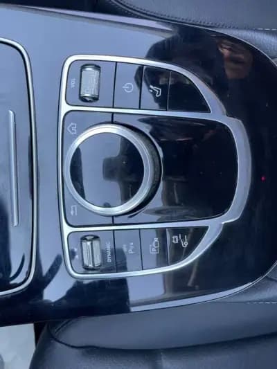 Sell Mercedes-Benz CLE 200 2020 - 38900 EUR, 99472 km - AUTO.MOTO.pt