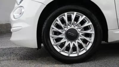 Vendo Fiat 500 2020 - 10600 EUR, 90000 km - AUTO.MOTO.pt