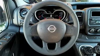 Vendo Nissan NV300 2020 - 20900 EUR, 99900 km - AUTO.MOTO.pt