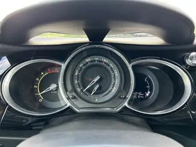 Vendo Citroën DS3 2013 - 7900 EUR, 135200 km - AUTO.MOTO.pt