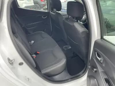 Vendo Renault Clio 2018 - 9600 EUR, 193898 km - AUTO.MOTO.pt