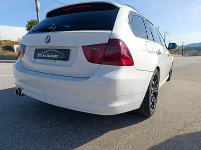 Vendo BMW 320 2011 - 14900 EUR, 206000 km - AUTO.MOTO.pt