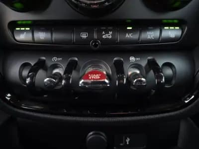 Sell MINI Clubman 2018 - 15990 EUR, 184000 km - AUTO.MOTO.pt