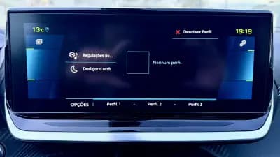 Sell Peugeot e-2008 2020 - 18900 EUR, 53838 km - AUTO.MOTO.pt