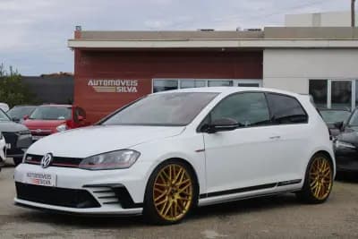 Vendo Volkswagen Golf 2017 - 33990 EUR, 55000 km - AUTO.MOTO.pt