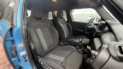 Vendo MINI Cooper 2018 - 19990 EUR, 102000 km - AUTO.MOTO.pt