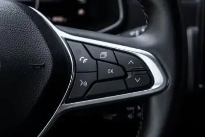 Sell Renault Zoe 2020 - 12900 EUR, 46635 km - AUTO.MOTO.pt