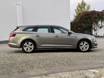 Sell Renault Talisman Sport Tourer 2018 - 14500 EUR, 160000 km - AUTO.MOTO.pt