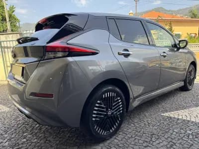 Vendo Nissan Leaf 2022 - 26950 EUR, 33000 km - AUTO.MOTO.pt