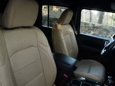 Sell Jeep Wrangler Unlimited 2019 - 62900 EUR, 123841 km - AUTO.MOTO.pt