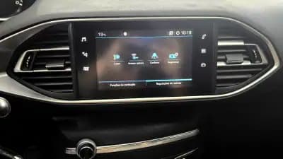 Sell Peugeot 308 SW 2018 - 12650 EUR, 133760 km - AUTO.MOTO.pt