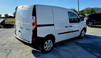 Vendo Renault Kangoo 2018 - 10500 EUR, 117000 km - AUTO.MOTO.pt