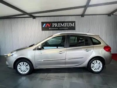 Vendo Renault Clio Break 2012 - 6500 EUR, 190800 km - AUTO.MOTO.pt