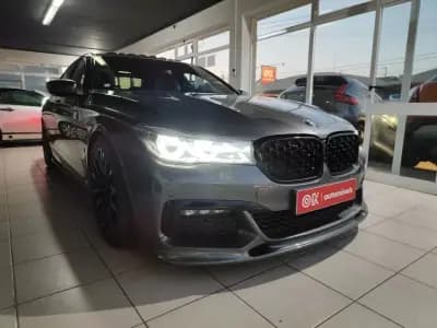 Vendo BMW 740 2018 - 30750 EUR, 246000 km - AUTO.MOTO.pt