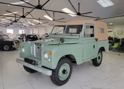 Vendo Land Rover Serie III 1973 - 35000 EUR, 87484 km - AUTO.MOTO.pt