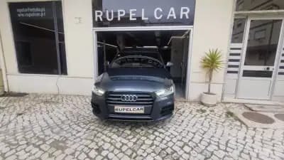 Vendo Audi Q3 2016 - 19950 EUR, 217721 km - AUTO.MOTO.pt