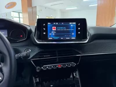 Vendo Peugeot 2008 2021 - 19850 EUR, 74617 km - AUTO.MOTO.pt