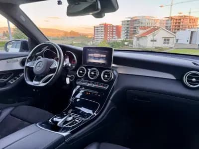 Vendo Mercedes-Benz GLC 250 2017 - 33990 EUR, 178000 km - AUTO.MOTO.pt