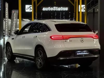 Vendo Mercedes-Benz EQC 2023 - 44990 EUR, 60200 km - AUTO.MOTO.pt