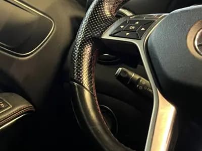 Sell Mercedes-Benz GLA 200 2015 - 21990 EUR, 120000 km - AUTO.MOTO.pt