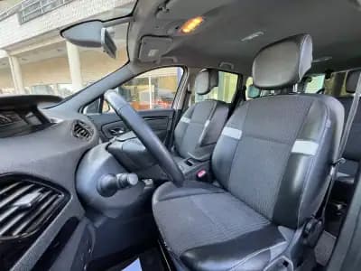 Sell Renault Grand Scénic 2015 - 9900 EUR, 291000 km - AUTO.MOTO.pt