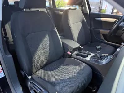 Vendo Volkswagen Passat Variant 2011 - 10900 EUR, 135000 km - AUTO.MOTO.pt