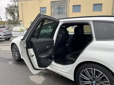 Vendo BMW 320 2021 - 25950 EUR, 229000 km - AUTO.MOTO.pt