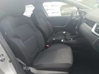 Vendo Renault Clio 2020 - 13990 EUR, 94621 km - AUTO.MOTO.pt
