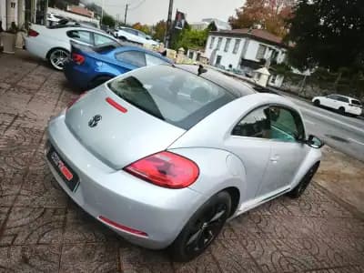 Sell Volkswagen New Beetle 2012 - 13500 EUR, 170000 km - AUTO.MOTO.pt