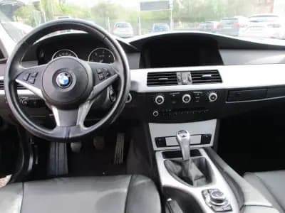 Vendo BMW 520 2009 - 9900 EUR, 204000 km - AUTO.MOTO.pt