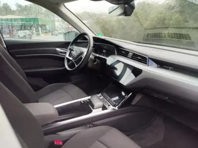 Vendo Audi e-tron 2021 - 22500 EUR, 181400 km - AUTO.MOTO.pt