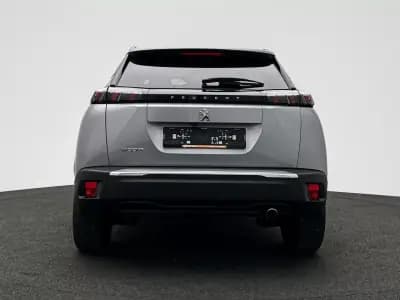 Vendo Peugeot 2008 2022 - 24600 EUR, 16198 km - AUTO.MOTO.pt