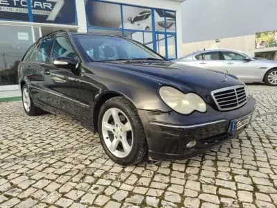 Sell Mercedes-Benz C 220 2005 - 6900 EUR, 382000 km - AUTO.MOTO.pt