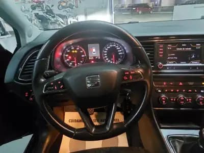 Vendo SEAT Leon ST 2014 - 8490 EUR, 235531 km - AUTO.MOTO.pt