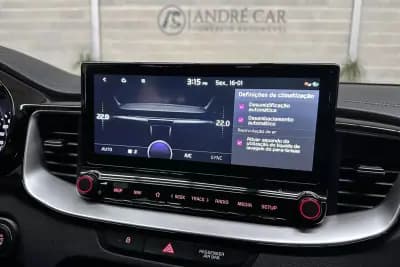 Sell Kia XCeed 2022 - 21950 EUR, 37220 km - AUTO.MOTO.pt