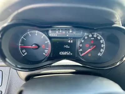 Sell Opel Karl 2019 - 7900 EUR, 106800 km - AUTO.MOTO.pt