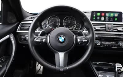 Vendo BMW 2018 - 43990 EUR, 61489 km - AUTO.MOTO.pt